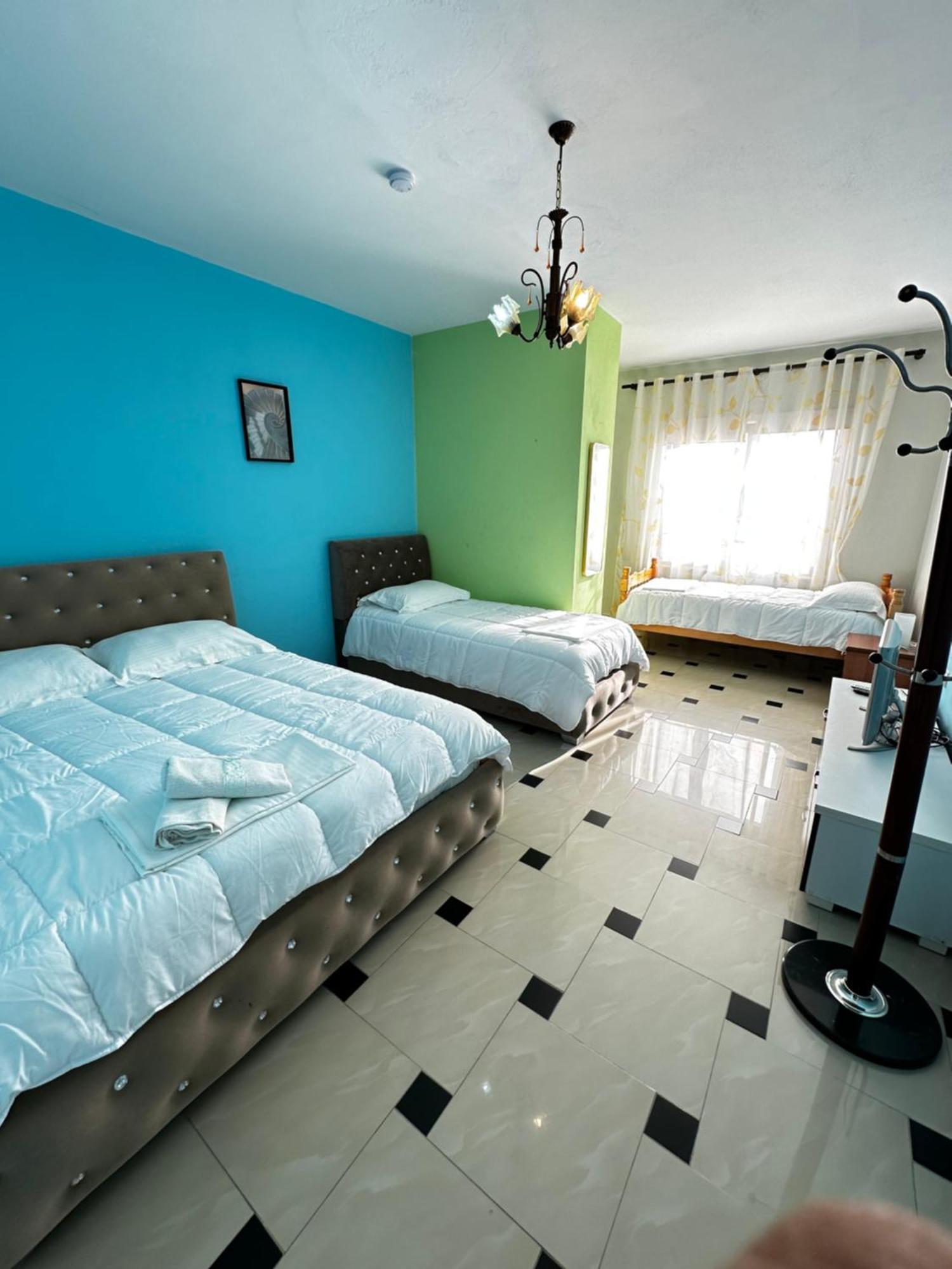 Romance Holiday Garden Inn ดูร์เรส ภายนอก รูปภาพ